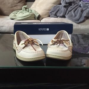Sperry Top-Sider pink and white shoes