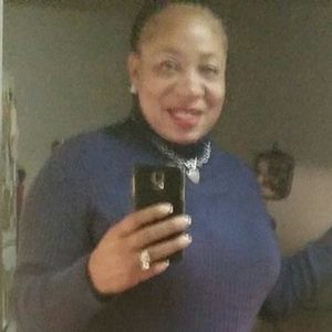 Meet your Posher, Yolanda