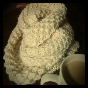Cream chunky knit scarf