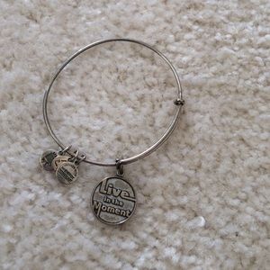 Alex an Ani
