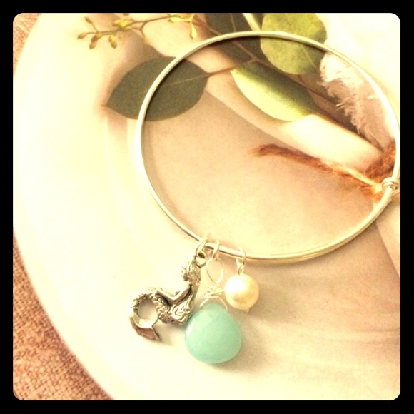 New ! Mermaid & Chalcedony