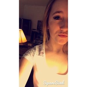 Meet your Posher, Gia