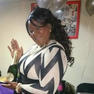 Meet your Posher, Cassandra