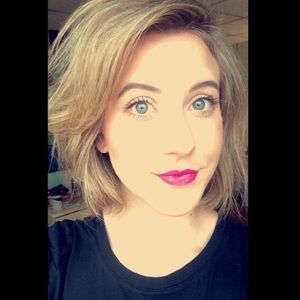 Meet your Posher, Alix