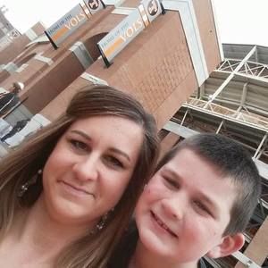 Meet your Posher, Casey