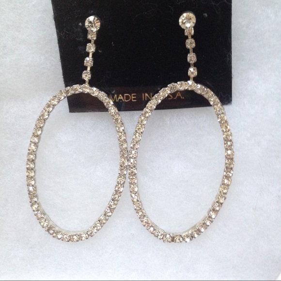 Cubic Zirconia hanging Earrings.