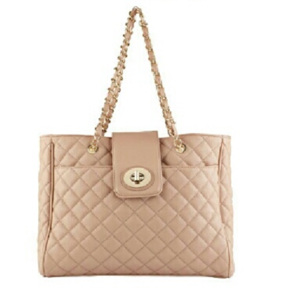 Host Pick! 🎉🎉 Aldo Quilted Chain Handle Tote