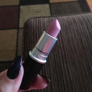 MAC Lipstick- Snob
