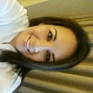 Meet your Posher, Sylvia