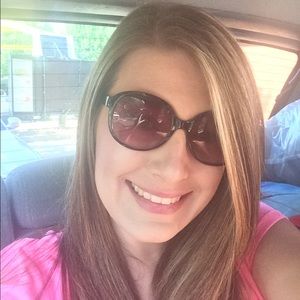 Meet your Posher, Megan