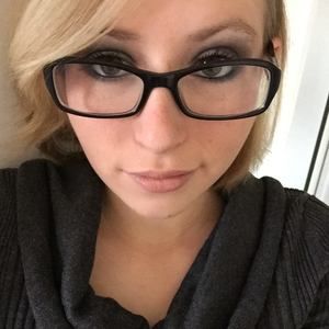 Meet your Posher, Deanna