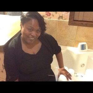 Meet your Posher, Renee