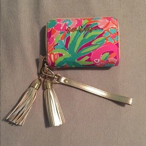 Lilly Pulitzer lulu wallet wristlet