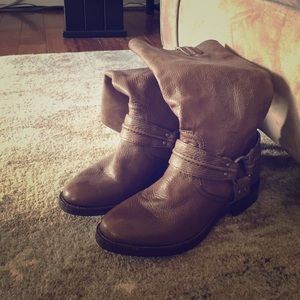 Frye boots size 8 B