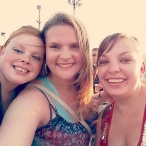 Meet your Posher, Michaela