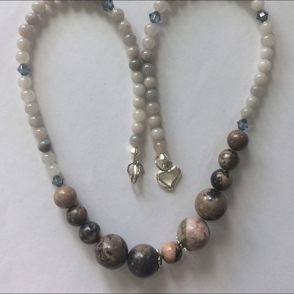 Handmade Jewelry - ✳️HANDCRAFTED ‼️Gray Beaded Necklace
