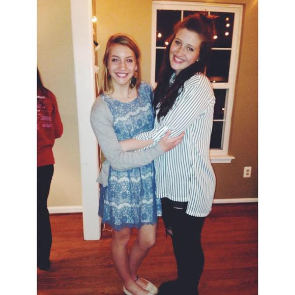 Meet your Posher, Paige - Picture 1 of 1