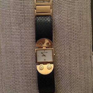 Gold and black Watch. Simple and elegant.