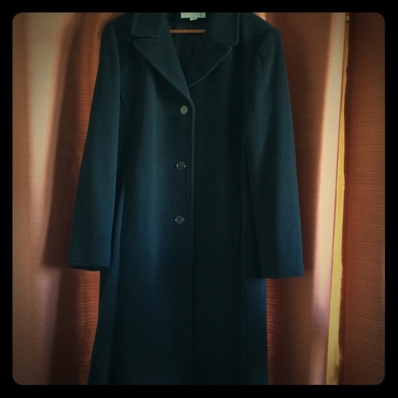 Long wool Larry Levine coat