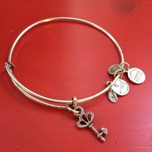 Skeleton Key Charm Bangle