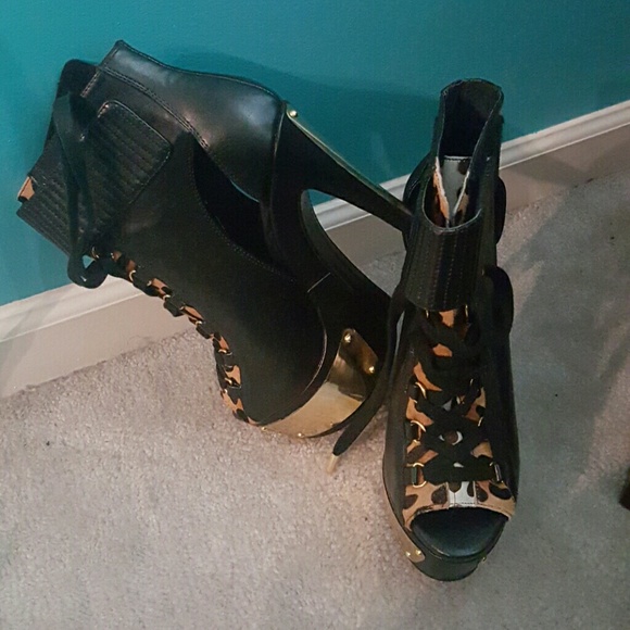Steve Madden Open Toe Heels