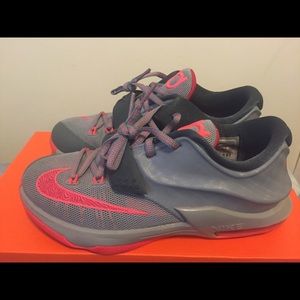 Kd7 Calm before the storm