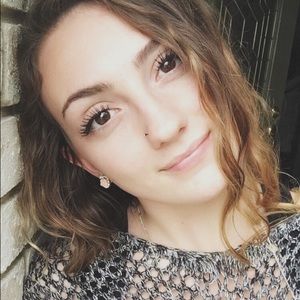 Meet your Posher, Brielle