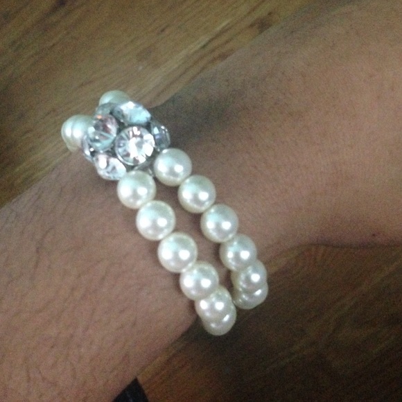 Pearl Bracelet