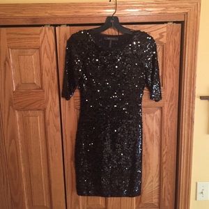 BEAUTIFUL SEQUIN BLACK DRESS SIZE XS
