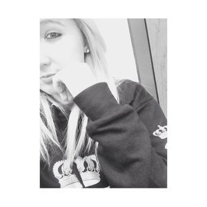 Meet your Posher, Britney