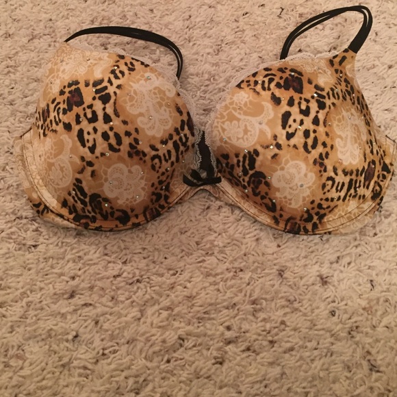 Very Sexy Push Up Size 36C