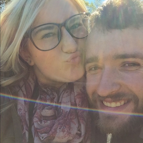 Meet your Posher, Taylor - Picture 1 of 1