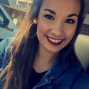 Meet your Posher, Megan