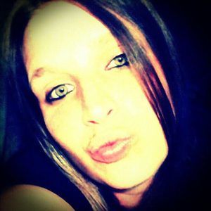 Meet your Posher, D'lora