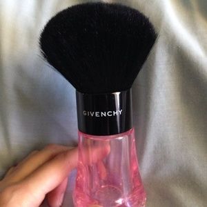 New huge makeup face brush with fillable bottom
