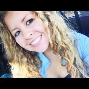 Meet your Posher, Nikki