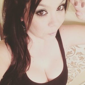 Meet your Posher, Mireya