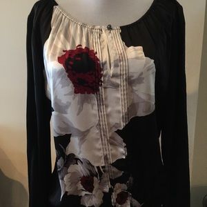 White House black market blouse