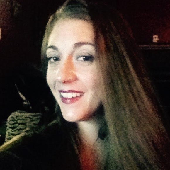 Meet your Posher, Amber