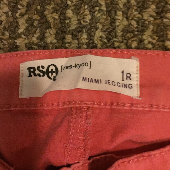 Jeans - Picture 2 of 3
