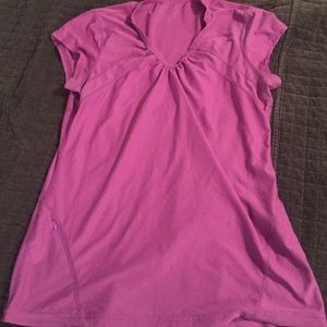 Athleta running shirt