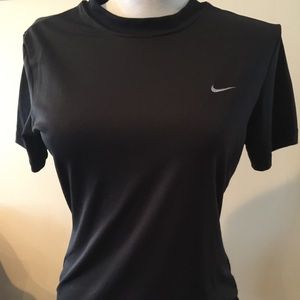 Nike tshirt