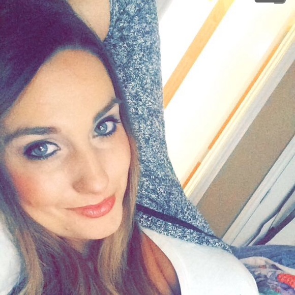 Meet your Posher, Lauran