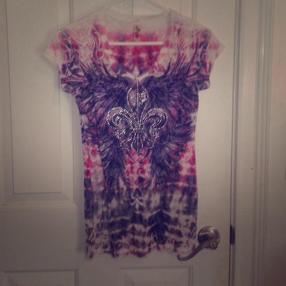 Pink and purple tee with bedazzled fleur de lis