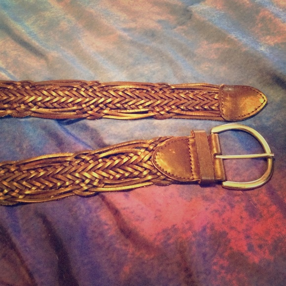 American Eagle belt