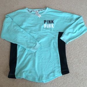 VS PINK Varsity Crew