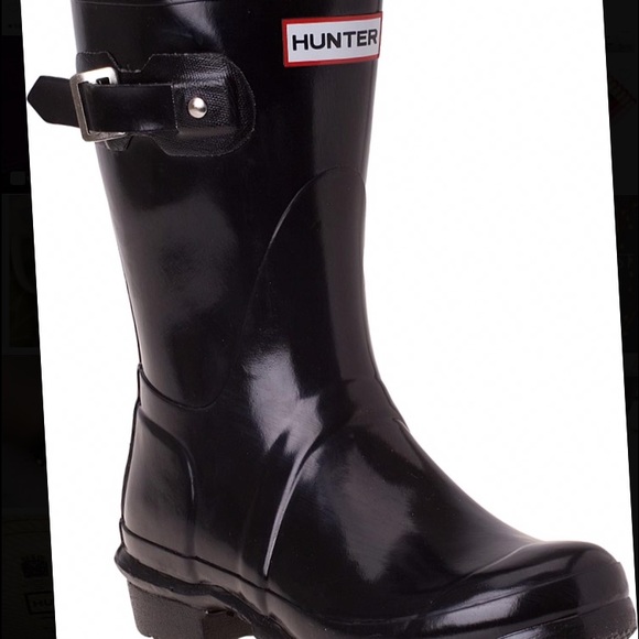 Black short Hunter rain boots