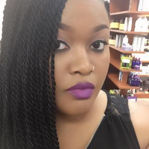 Meet your Posher, Ashly