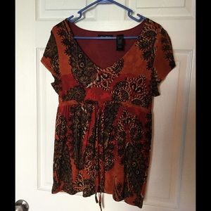 Short sleeve pull over blouse