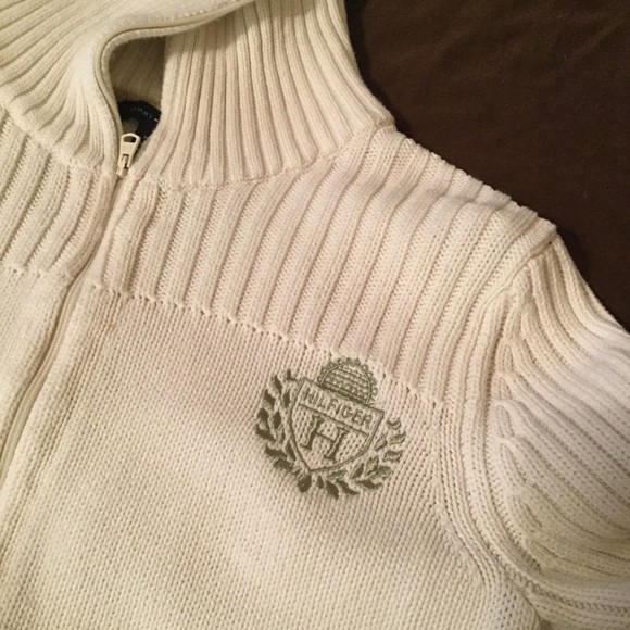 Tommy Hilfiger sweater - Picture 3 of 3